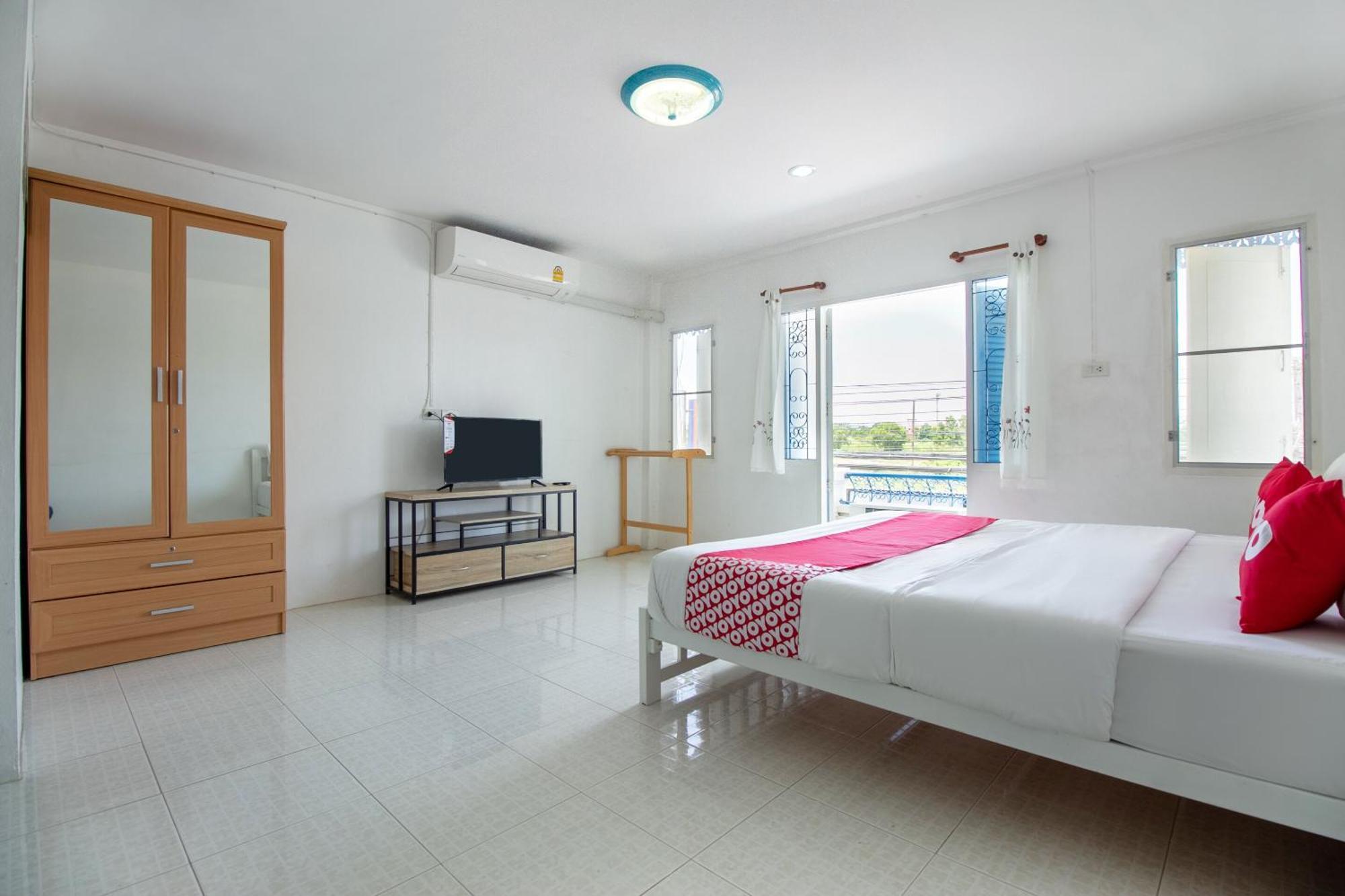 OYO 908 Sabai Place HHQ Exterior foto